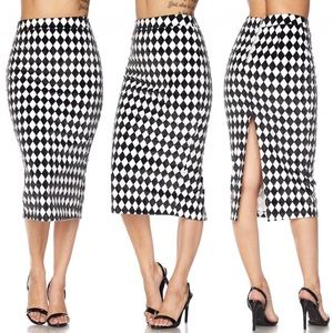 ♦️ Faux Leather & Fur Diamond Pencil Midi Skirt